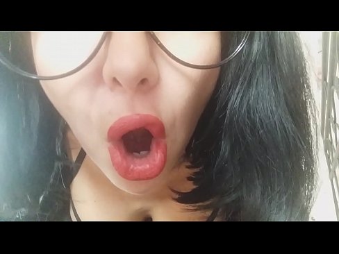 ❤️ ګرانه، ستا سوزنده مور به تاسو نن ښوونځي ته نه پریږدي ... زه تاسو ته ډیره اړتیا لرم ... ﹏